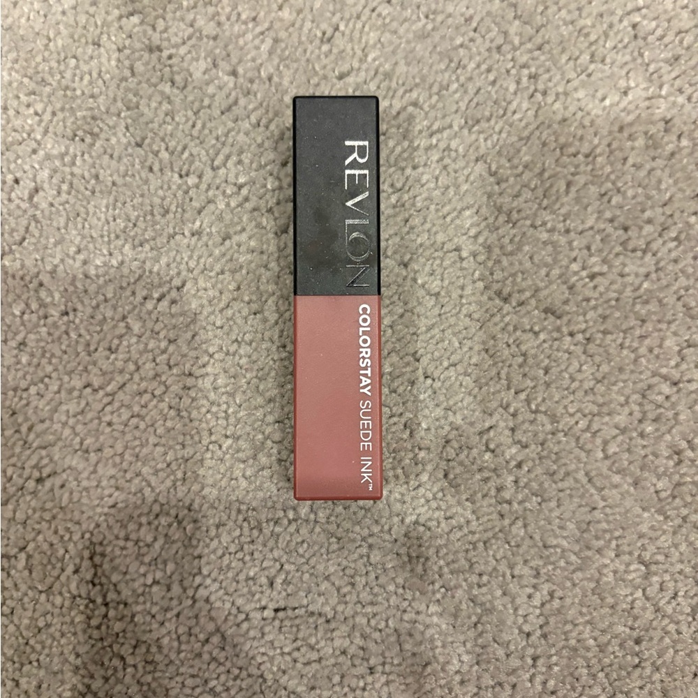 Revlon Matte Lipstick in power trip